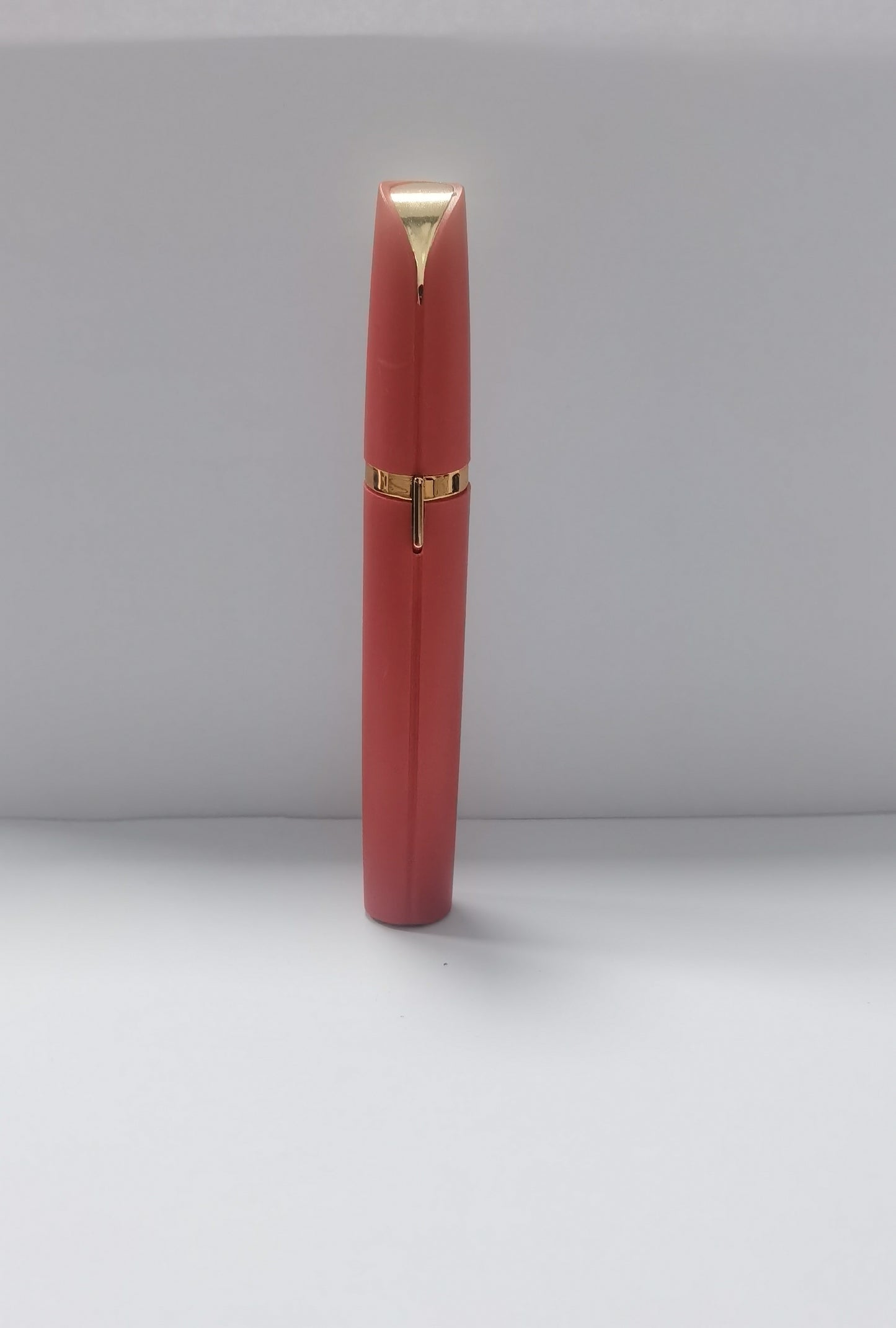 TrendEsse Eyebrow Trimmer with LED Light